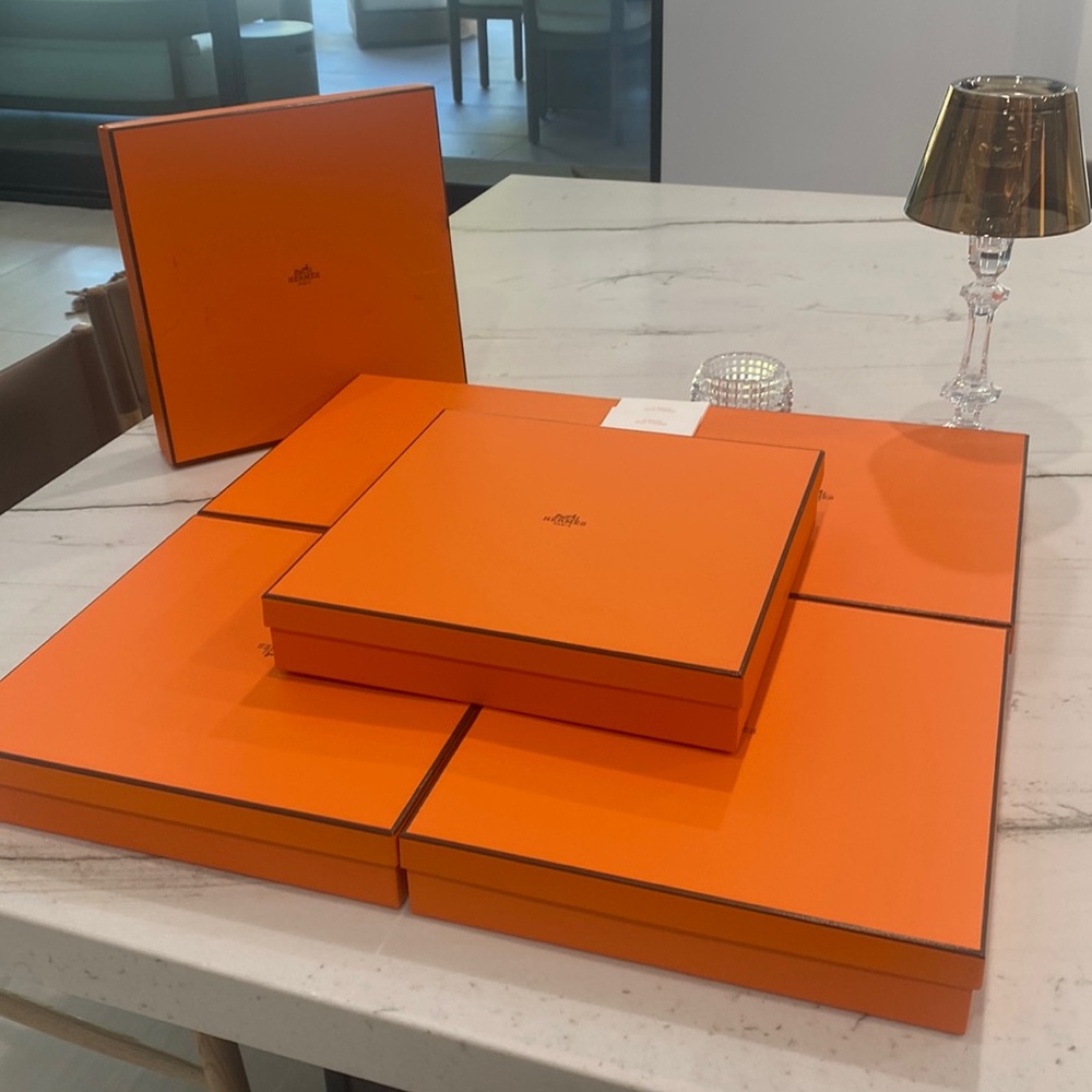 Hermès dish storage box